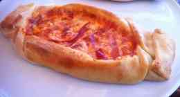 Boat shaped Greek Pizza (Peinirli)-2